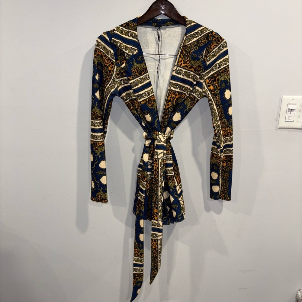PrettyLittleThing Multicolor Patterned Blazer